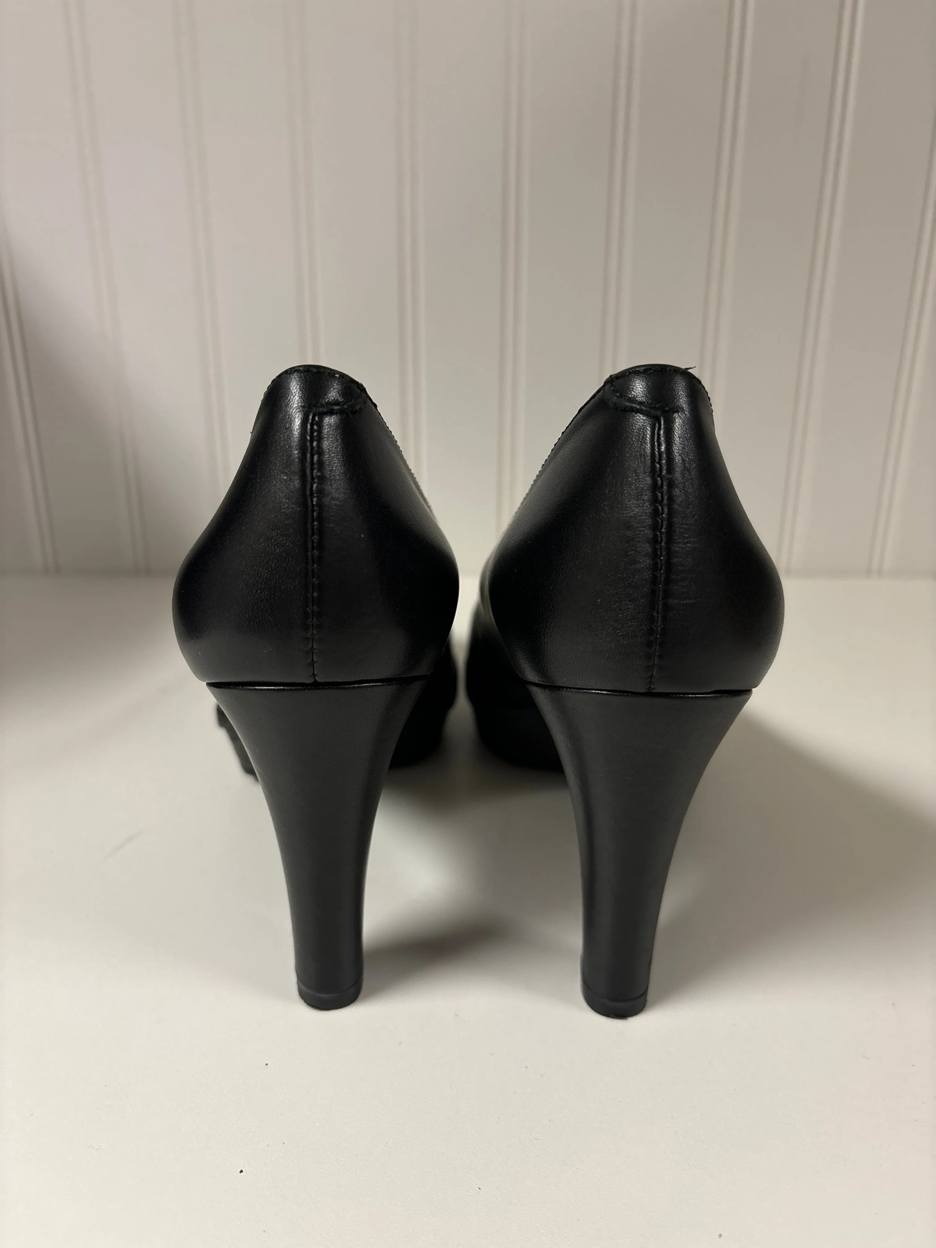 Black Shoes Heels Stiletto Unisa, Size 6.5