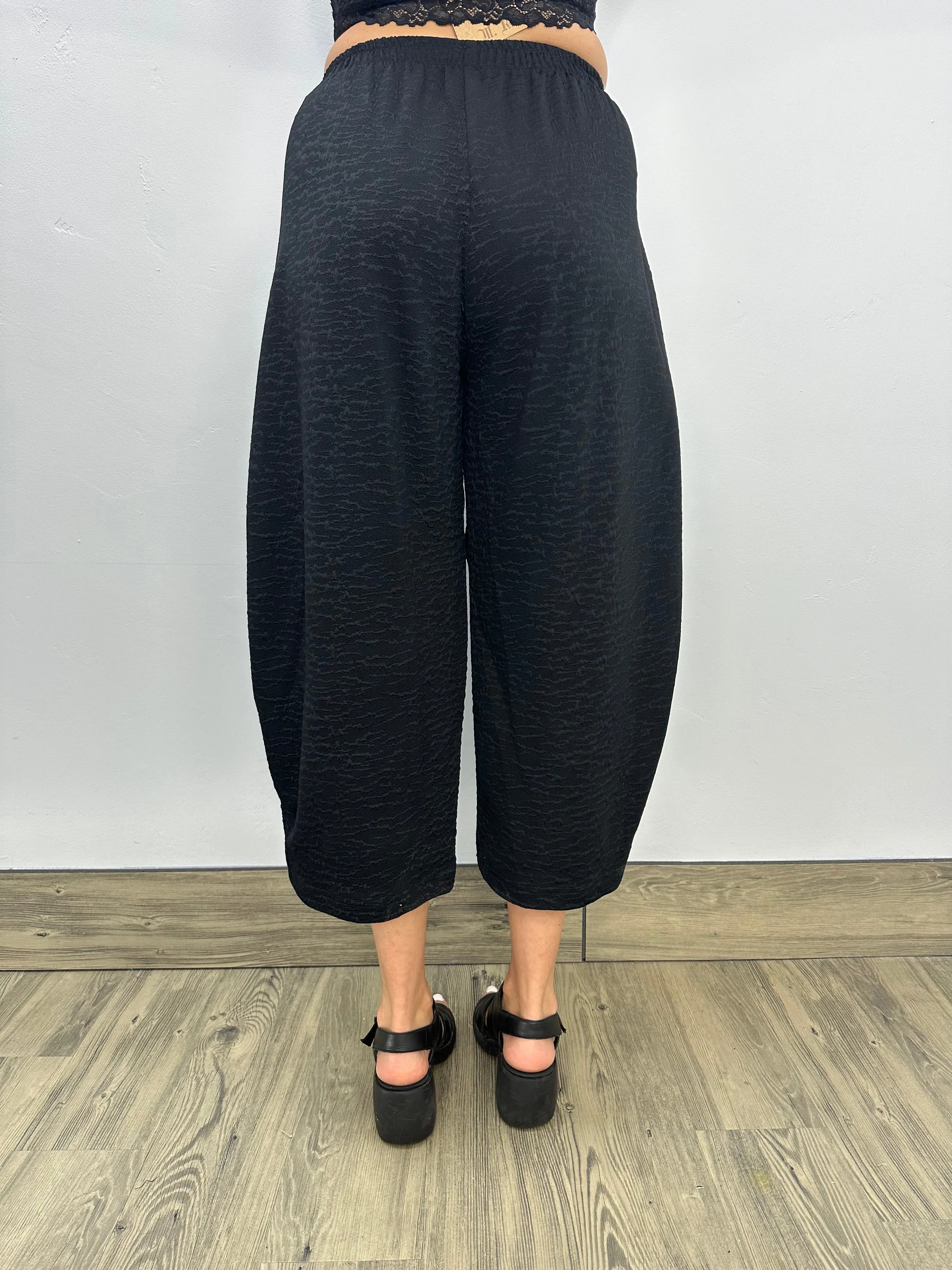 Black Textured Pant with Pockets