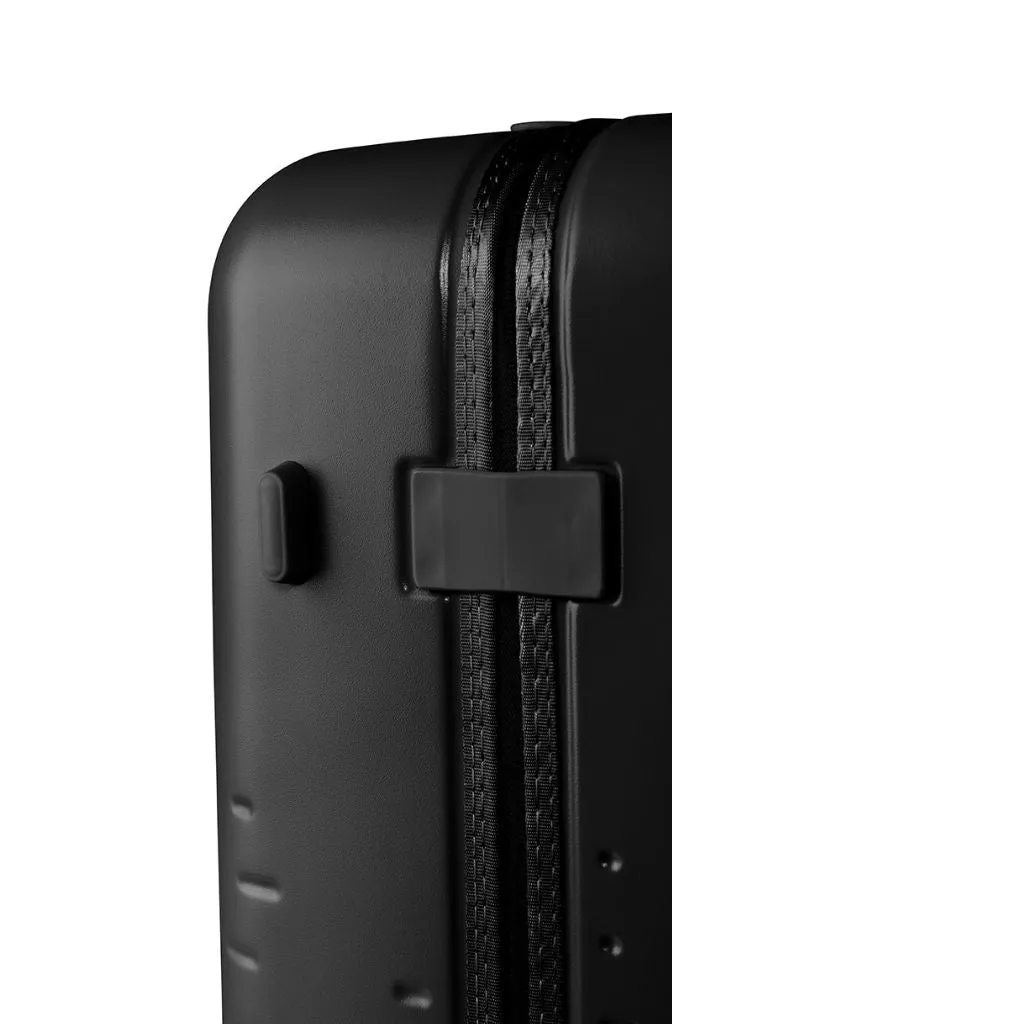 Epic Spin 75cm Large Lightweight Suitcase - Matt Black