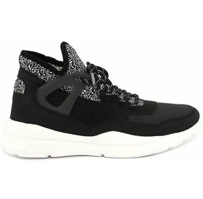 Kendall   Kylie North Sneakers in Black