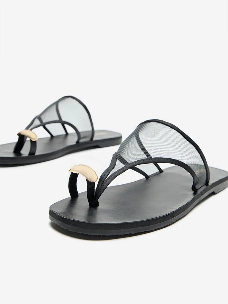 LUNA BLU Black Mesh Detailed Toe-Ring Slides