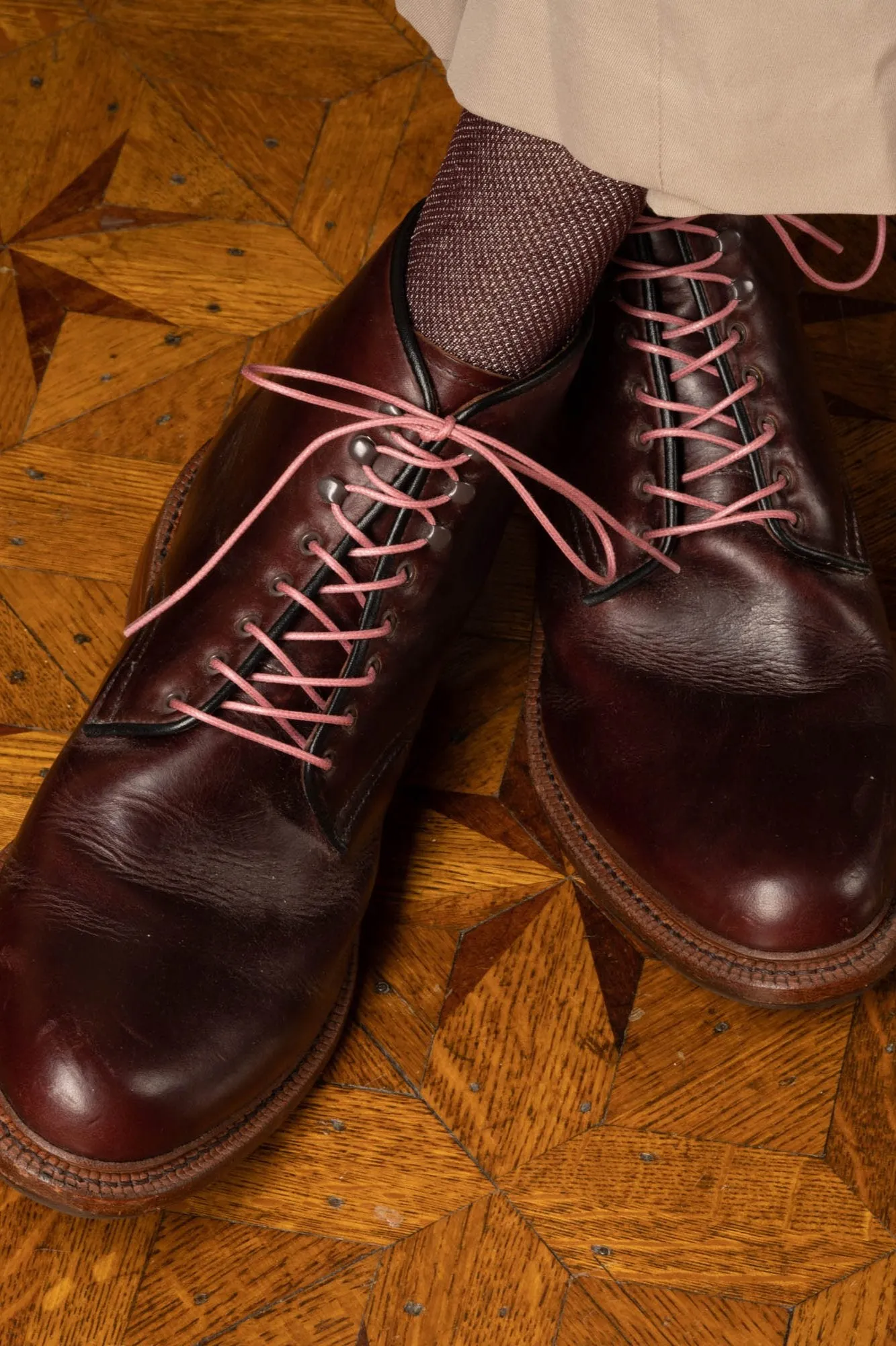 Round Vintage Pink Waxed Cotton Bootlaces