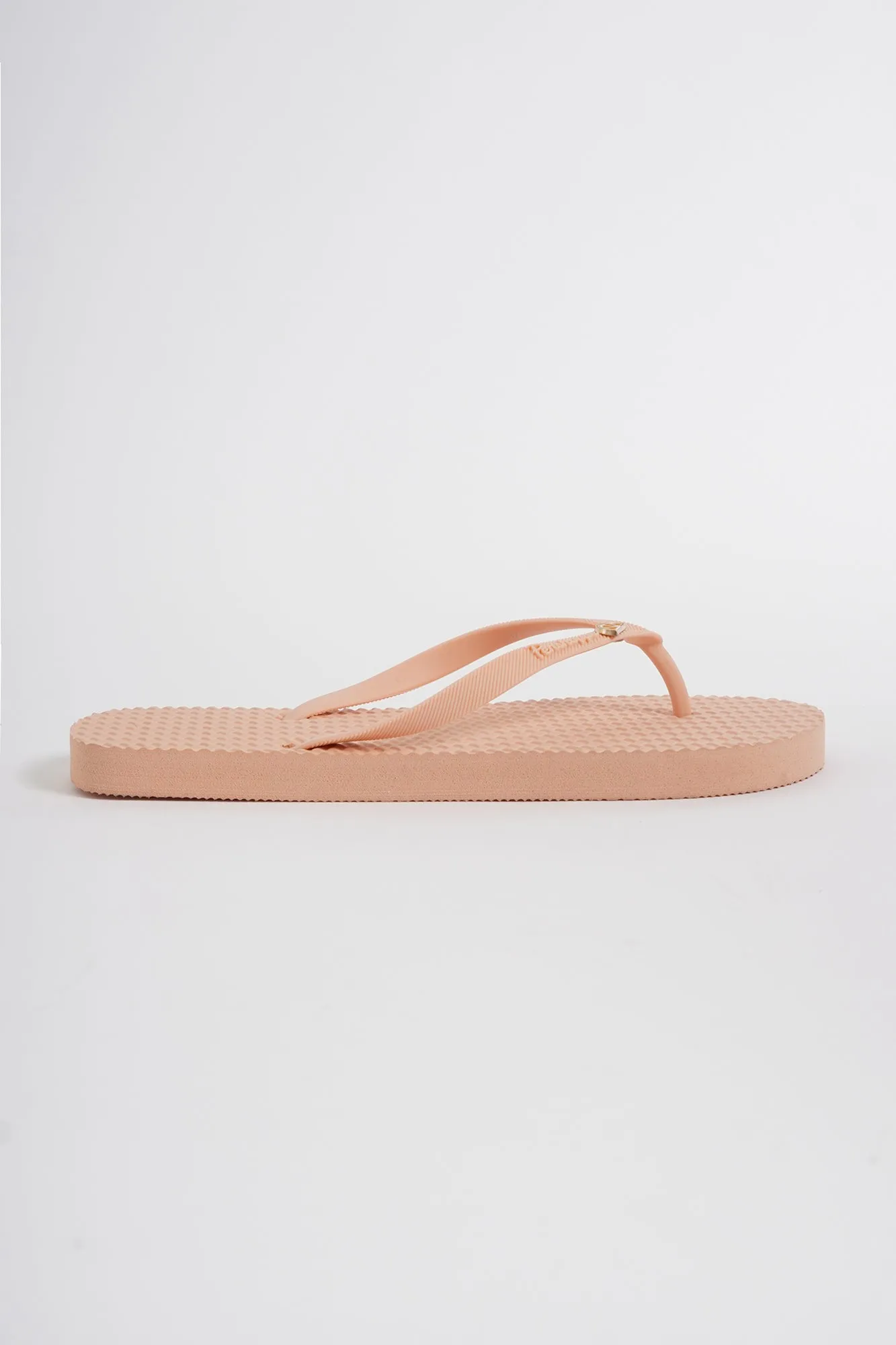 Women's Textured Flip Flops with Metal Pin